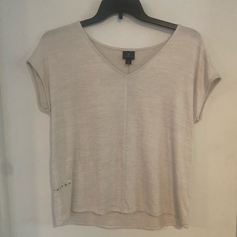 Worthington Women's Light Beige V-Neck Tee